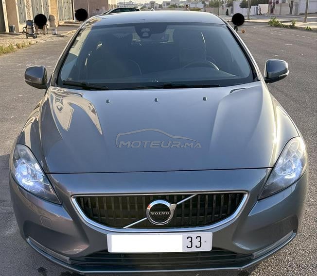 Volvo V40 D2 2018 Excellent État