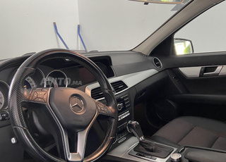 Mercedes 220 Diesel Autom. 2014 (importée neuve)