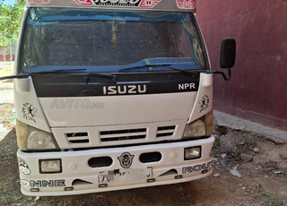 camion Isuzu à vendre 