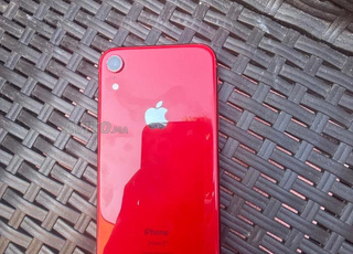 iphone XR très bon état 