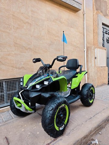 Quad électrique pour les enfants de 3 à 12 ans