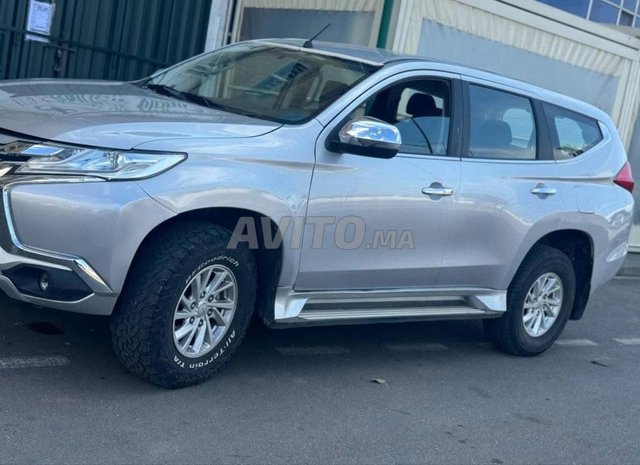 mitsubishi pajero sport