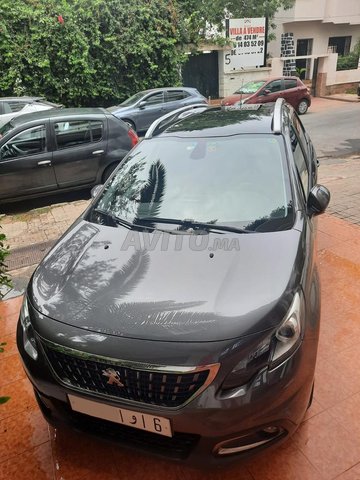 Peugeot 2008 Allure Diesel à Casa