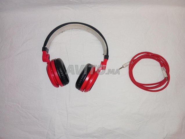 Energy Sistem DJ2 headphones