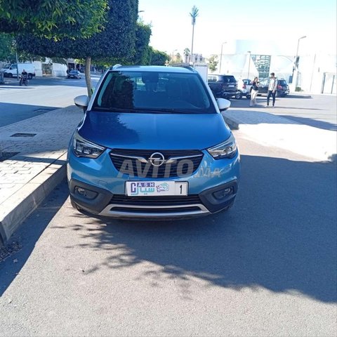 Opel Crossland Diesel Manuelle 2018 à Rabat