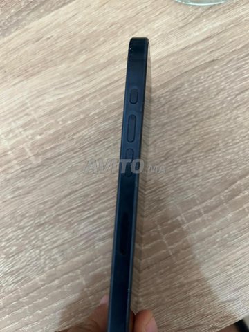 iPhone 15 Pro Pacific Blue