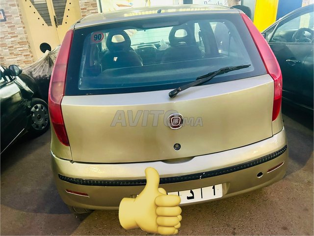 Fiat Punto Essence Manuelle 2009 à Salé