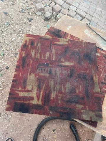 فراشات Gym or قهوى أوا في بيت أمام مرحاض أو حم