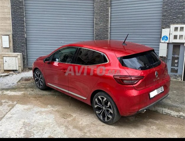clio 5 2022 مليحة 