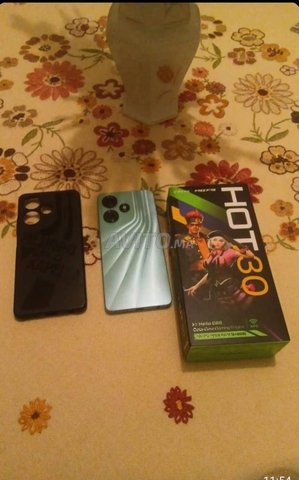 infinix hot 30 128g/16g ram