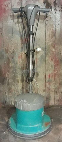 monobrosse tennant