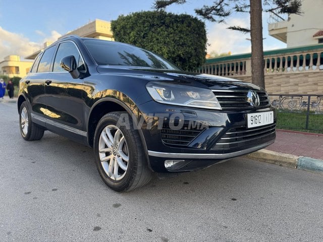 Volkswagen touareg model 2016