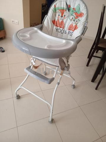 Chair d'enfant pour manger 