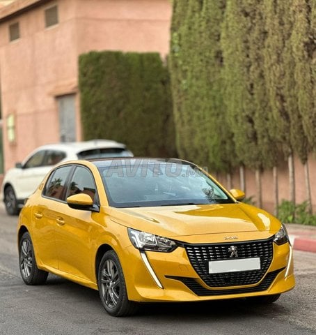 Peugeot 208 model 2022