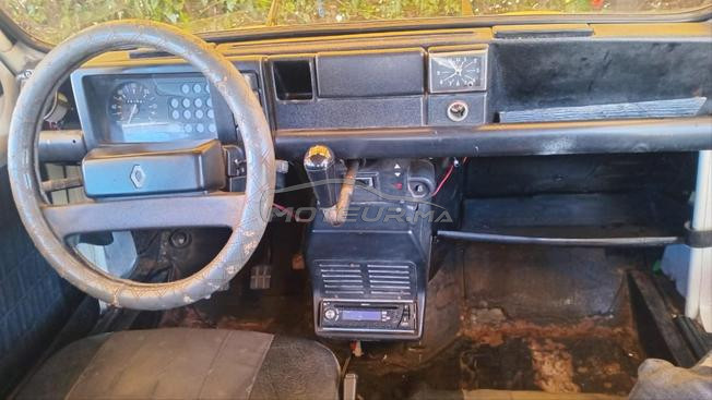 r4 à vendre