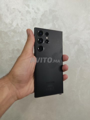 Samsung S23 ultra 256Go 8Go ram