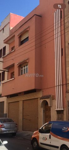 maisonRDC (2 garages) et 2étages        