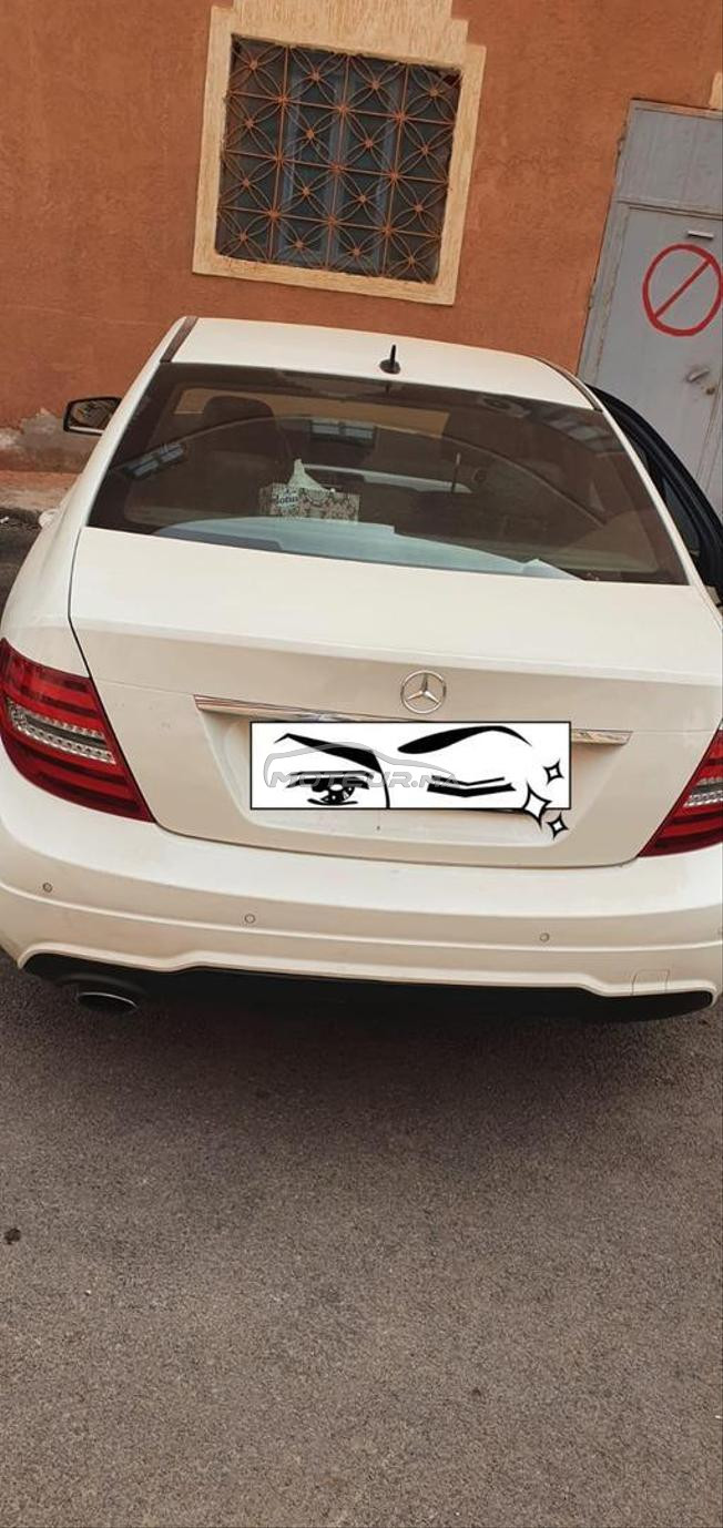 Mercedes classe c bon état 