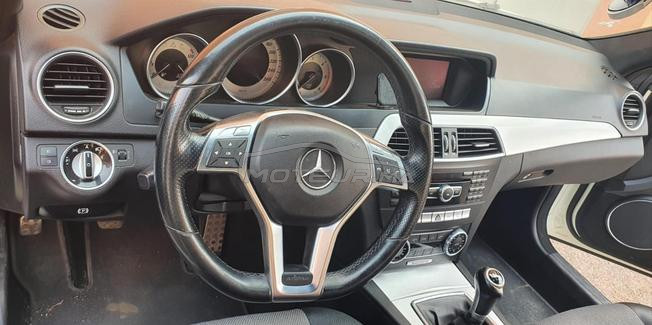 Mercedes classe c bon état 