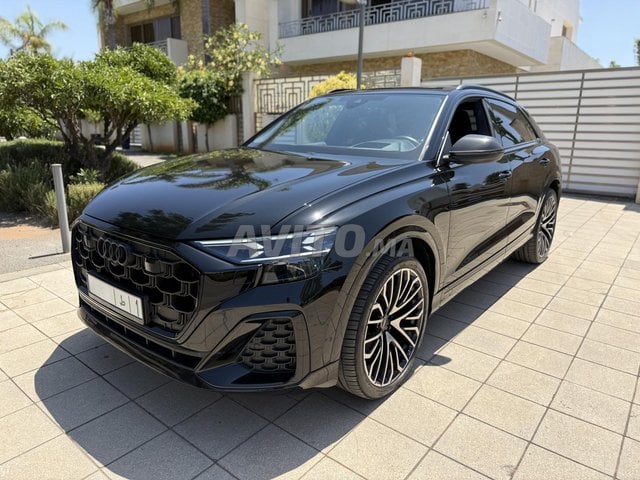 Audi Q8 S-line / 2024 