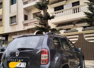 Dacia duster mzal jdida 
