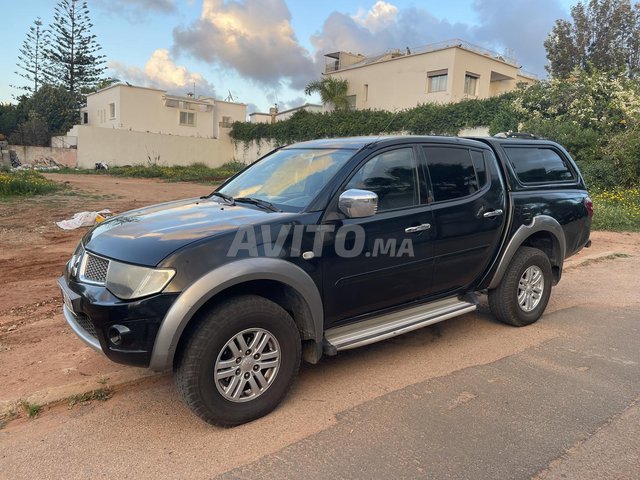 je mets en vente ma voiture mitsubishi  