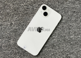 white iPhone15