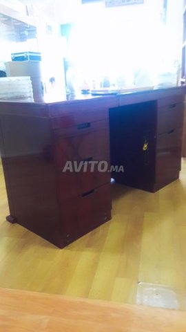 Très joli bureau