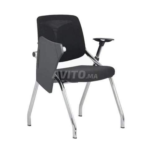 Chaise de formation avec écritoire pliable dispo