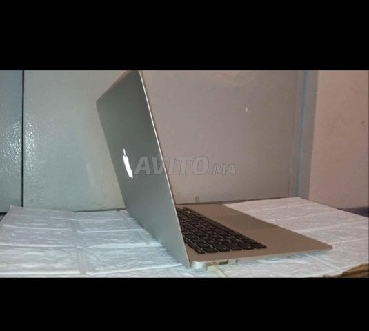 MacBook Air i5