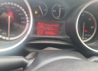 Alfa Romeo 159 Diesel Manuelle 2011 à Casablanca