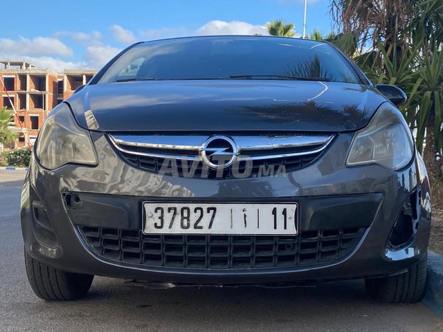 opel corsa 2011
