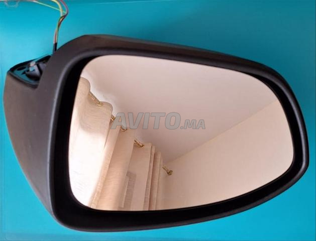 Rétroviseur gauche du Dacia sandero stepway