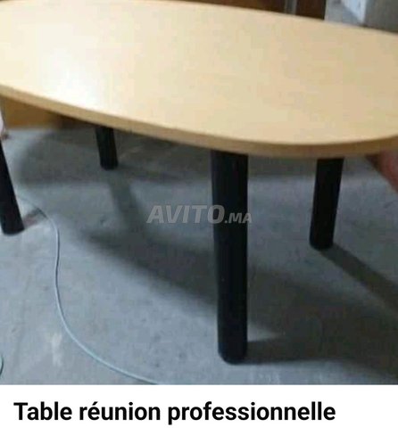 Grande table a vendr