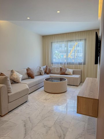 شقة فاخرة مفروشة للإيجار في طنجة