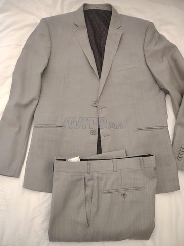 costume très bon état 