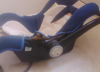 siège  bébé  auto   