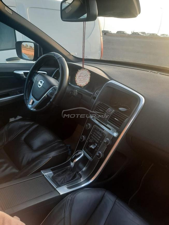 volvo xc60 automatique Resign