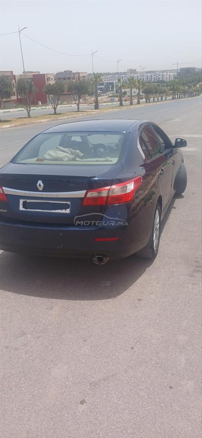 renault latitude 2011