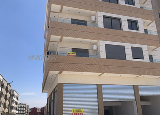 Local Commercial avec Soupente à partir de 30 m²