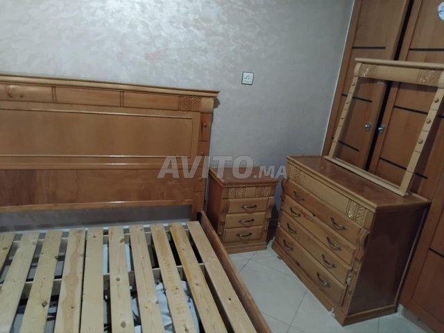 Chambre à coucher en bon état
