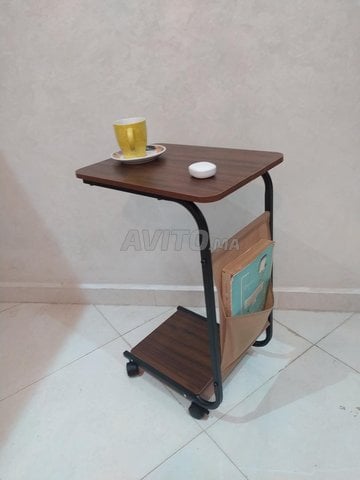 طاولة جانبية  Table pratique pour salon ou chambre