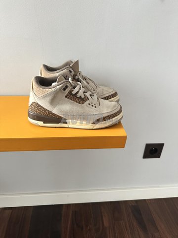 Jordan 3 retro de couleur beige cassé à vendre