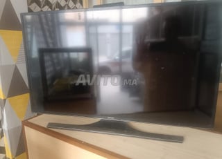 samsung 40 4K  ecran endommagé 
