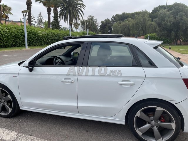 Audi A1 S-TRONIC Diesel Année 2014