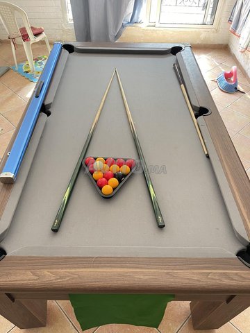 Billard en bon état