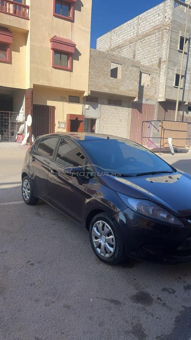 Ford Fiesta Essence Manuelle 2011 à Laâyoune