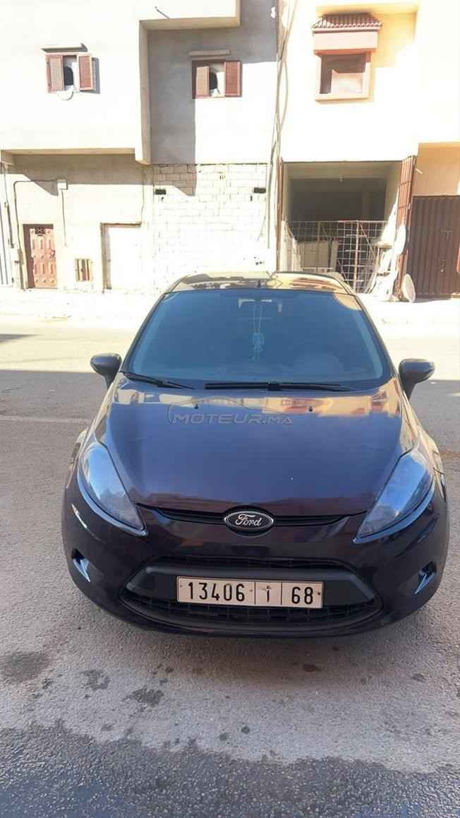Ford Fiesta Essence Manuelle 2011 à Laâyoune