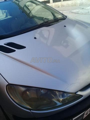 Peugeot très bonne etat  - 2