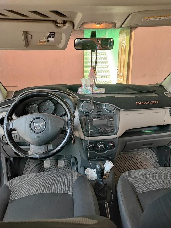 Dacia doker
